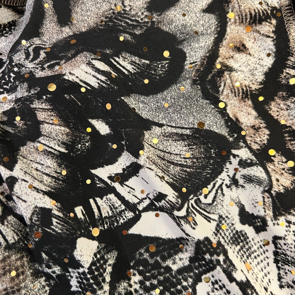 Bali Black & White Animal Print Pullover Top, Size M - Picture 10 of 12